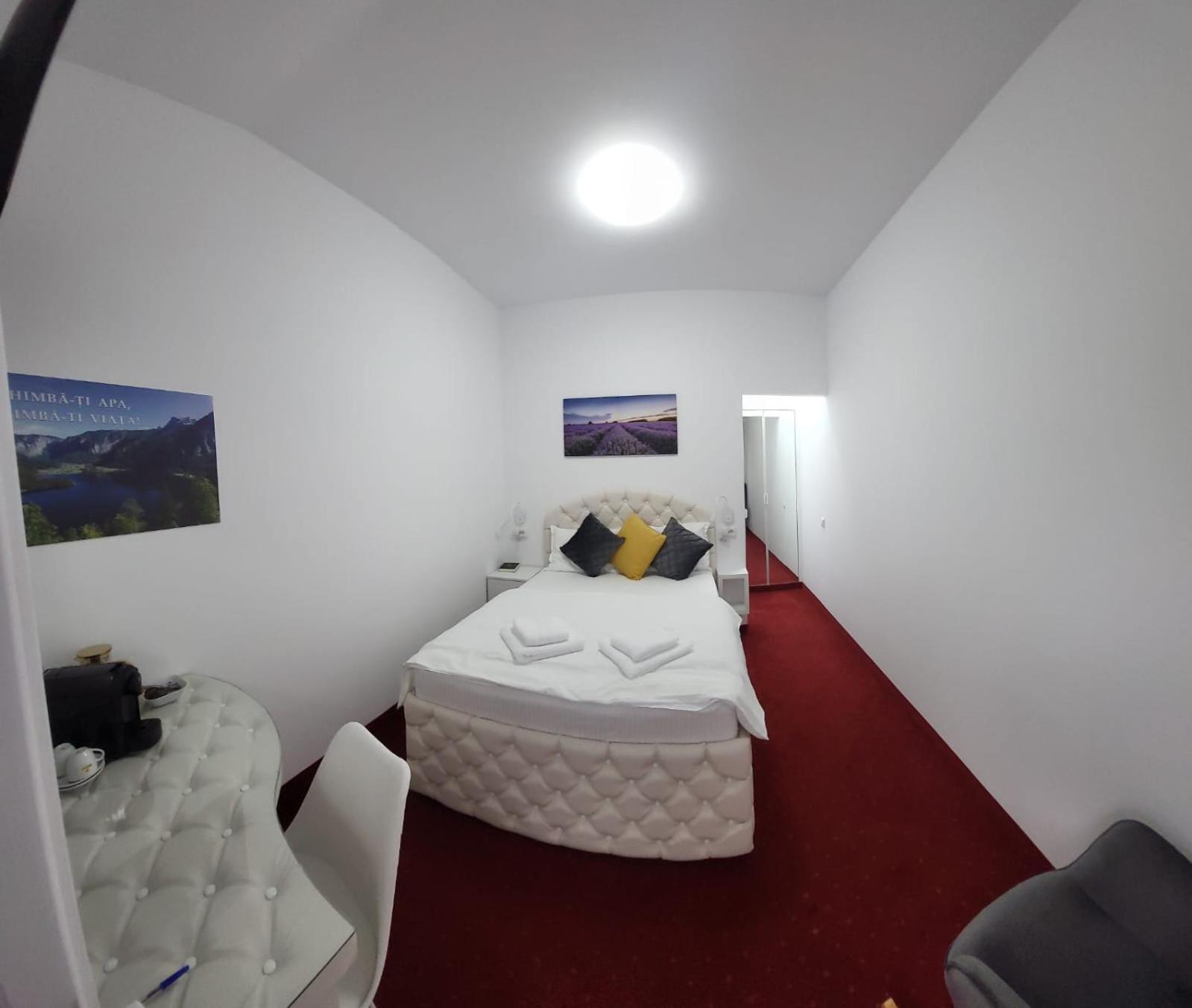 Hotel Royal Park Complex Bascov Exterior foto